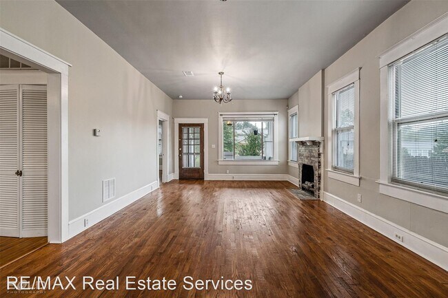 Building Photo - 3 br, 2 bath House - 928 Jefferson Place