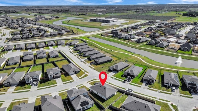 Building Photo - 10626 Watershed Dr