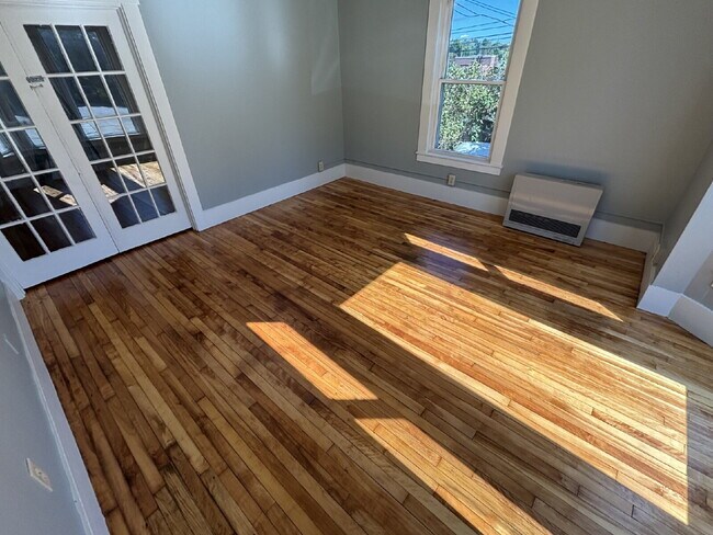 Foto del edificio - Spacious 4BR / 2BA Sanford Apartment with Heat Included!
