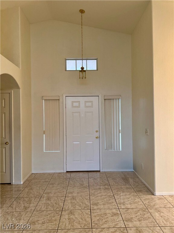 Foto del edificio - 834 Beefeater Pl