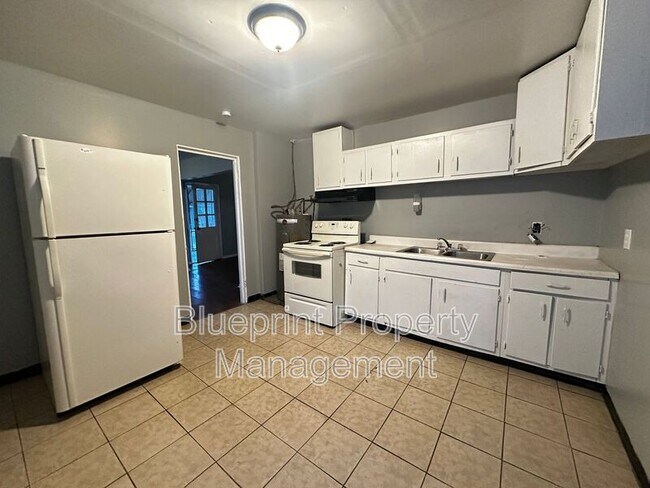Foto del edificio - 450 4th Thomas St