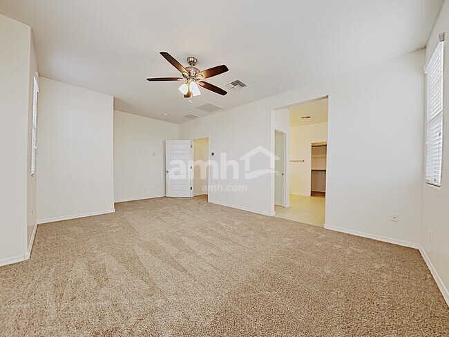 Foto del edificio - 2264 S Osborn Ln