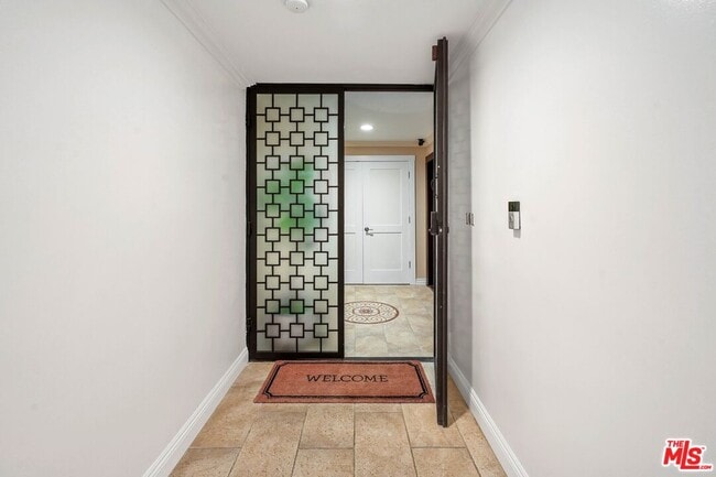 Foto del edificio - 440 N Oakhurst Dr