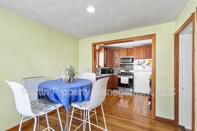 Foto del edificio - 483 Broadway