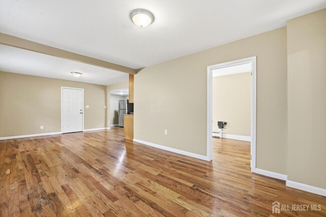 Building Photo - 164 S Ridgewood Rd