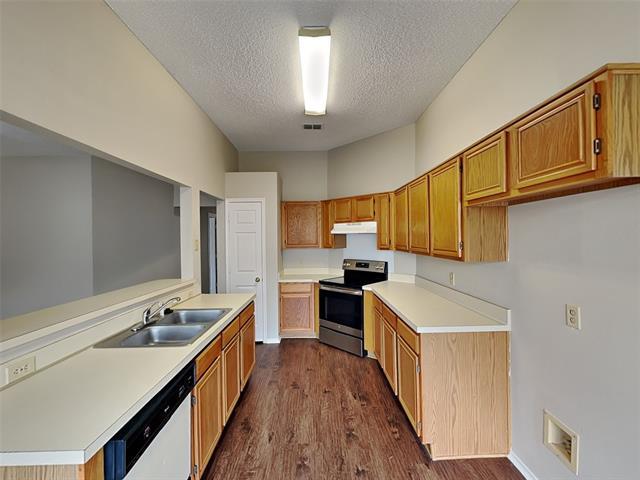 Foto del edificio - 221 Seegers Dr