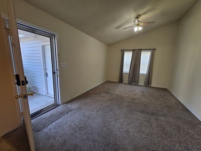 Building Photo - 3 Bed, 2Bed, Single Family Ranch 30 Minutes to NC/VA Line