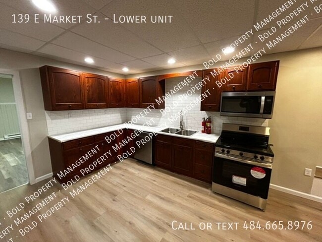 Foto del edificio - 139 E Market St