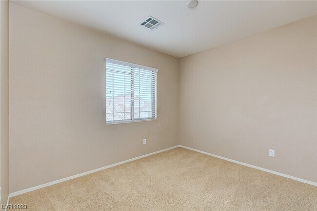 Building Photo - 3848 Van Ness Ave