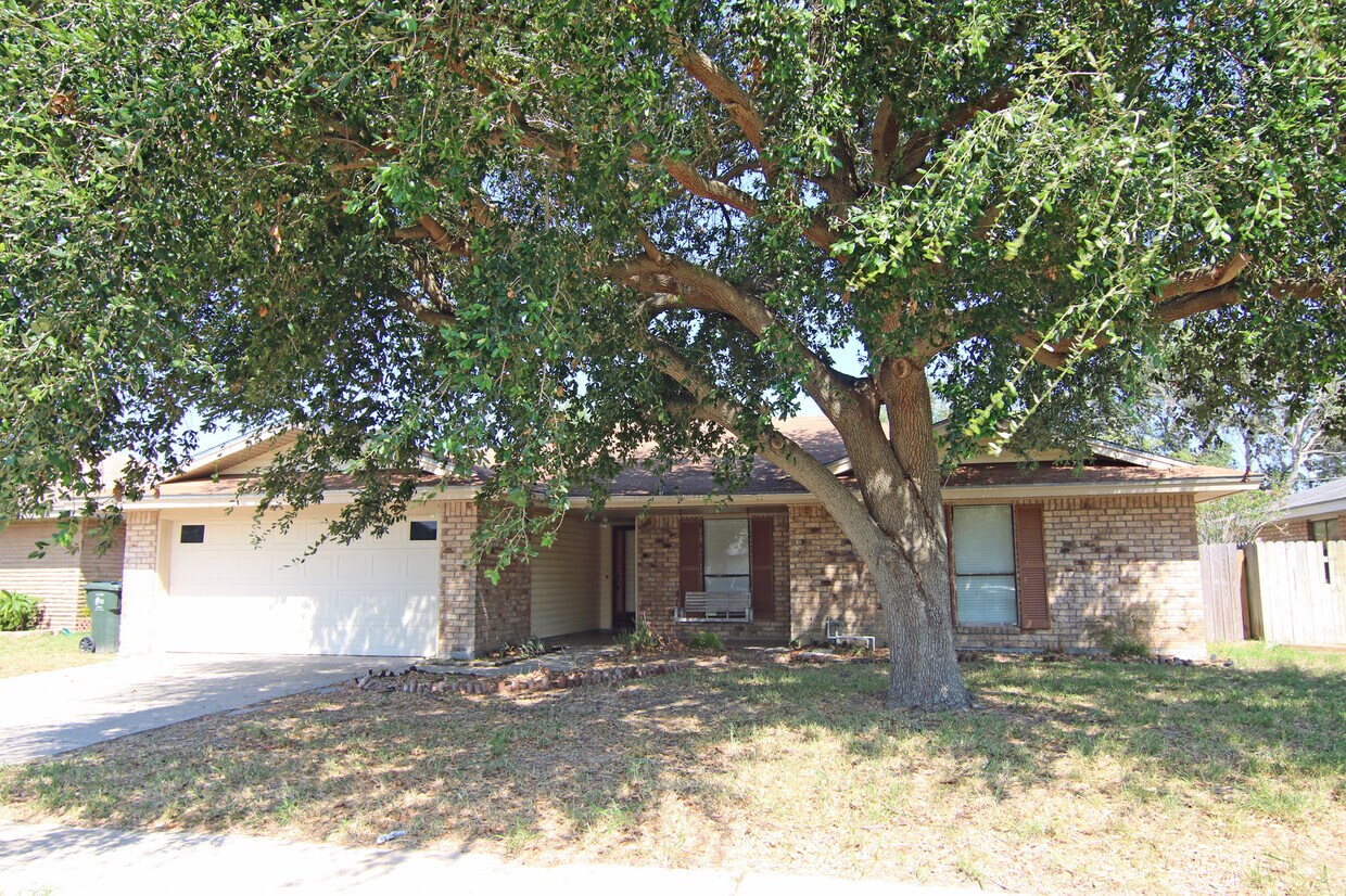 534 Vega Dr, Corpus Christi, TX 78418 House for Rent in Corpus Christi, TX