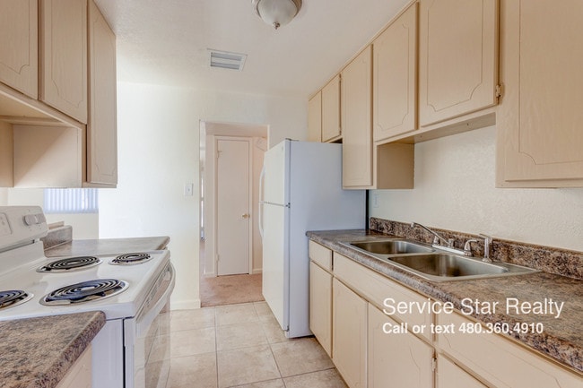 Building Photo - 1602 N 55th Ave