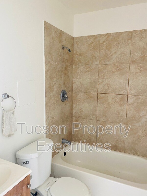 Foto del edificio - 2411 S 6th Ave