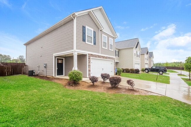 Building Photo - 75 Blue Fescue Way