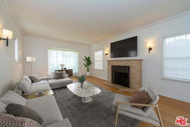 Foto del edificio - 3986 Hepburn Ave