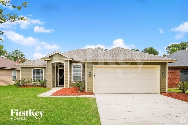 Building Photo - 12557 Ashglen Dr N