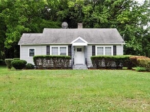 Building Photo - 354 Hamilton E Holmes Dr NW