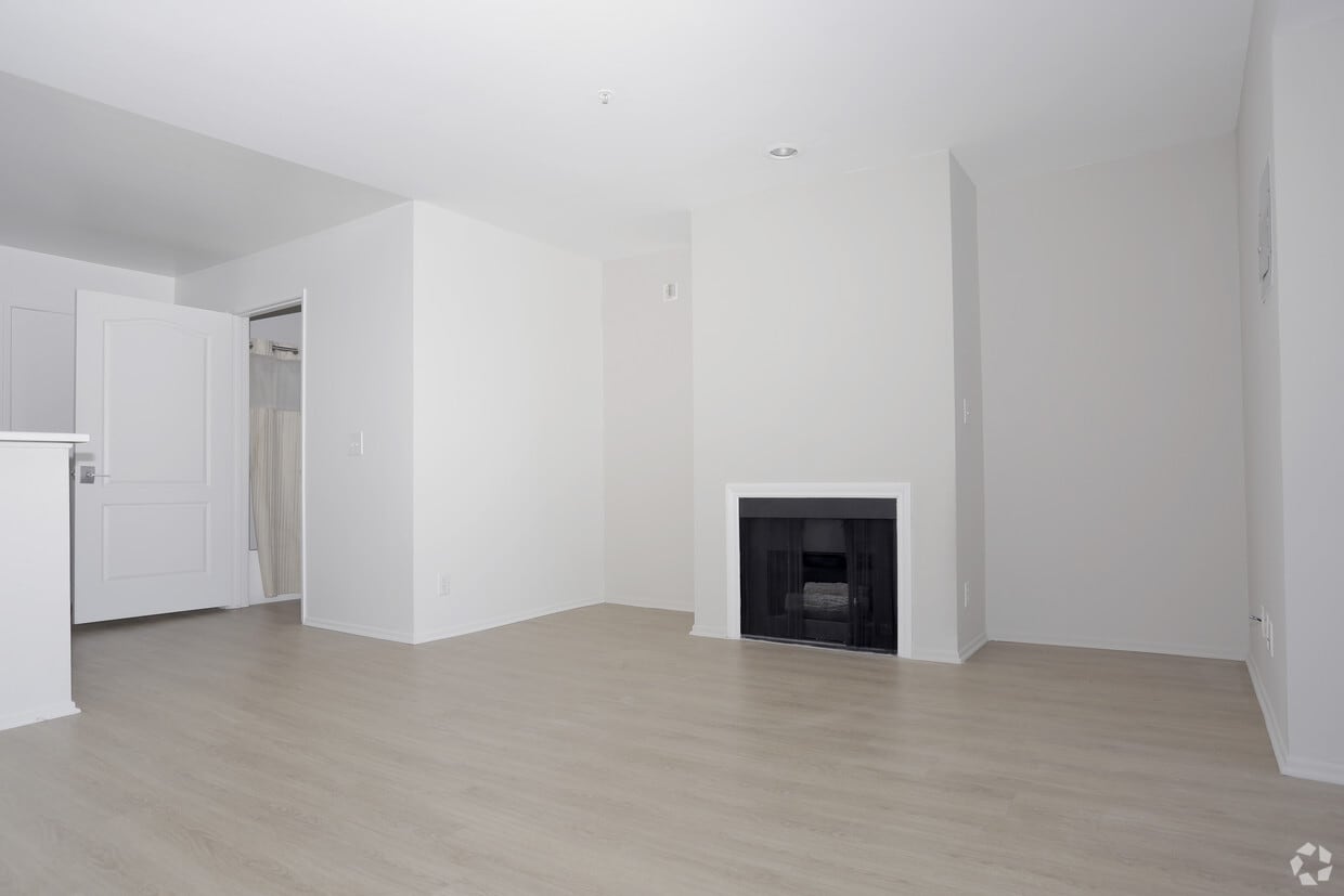 Babylon Apartments Apartments in Los Angeles, CA Westside Rentals