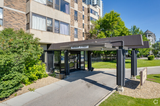 Photo du bâtiment - George C. King Tower