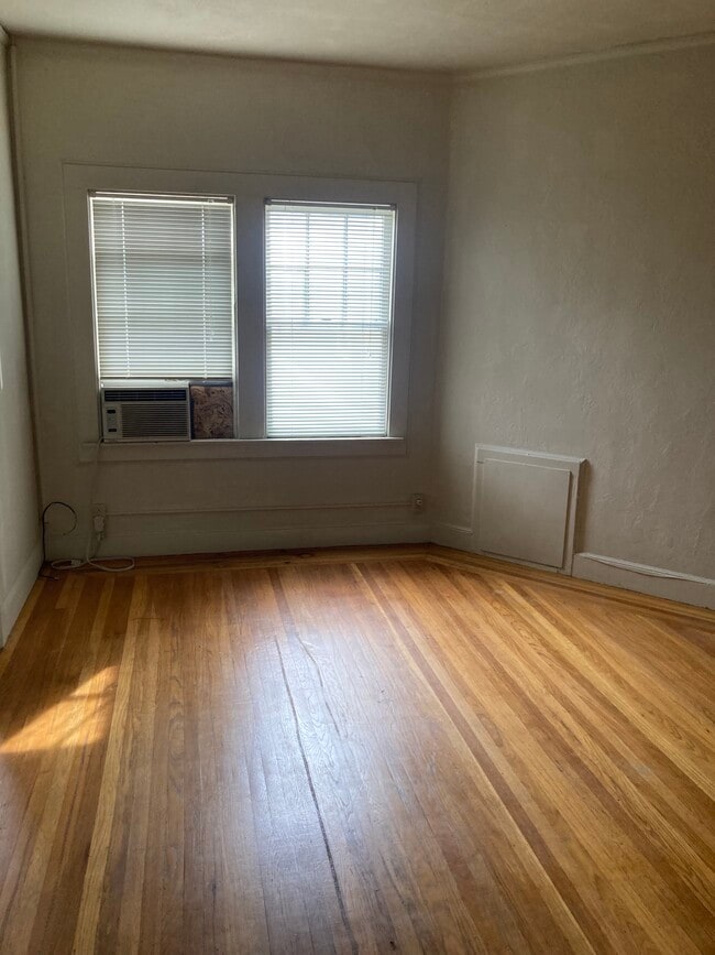 Foto del edificio - 1525 22nd St