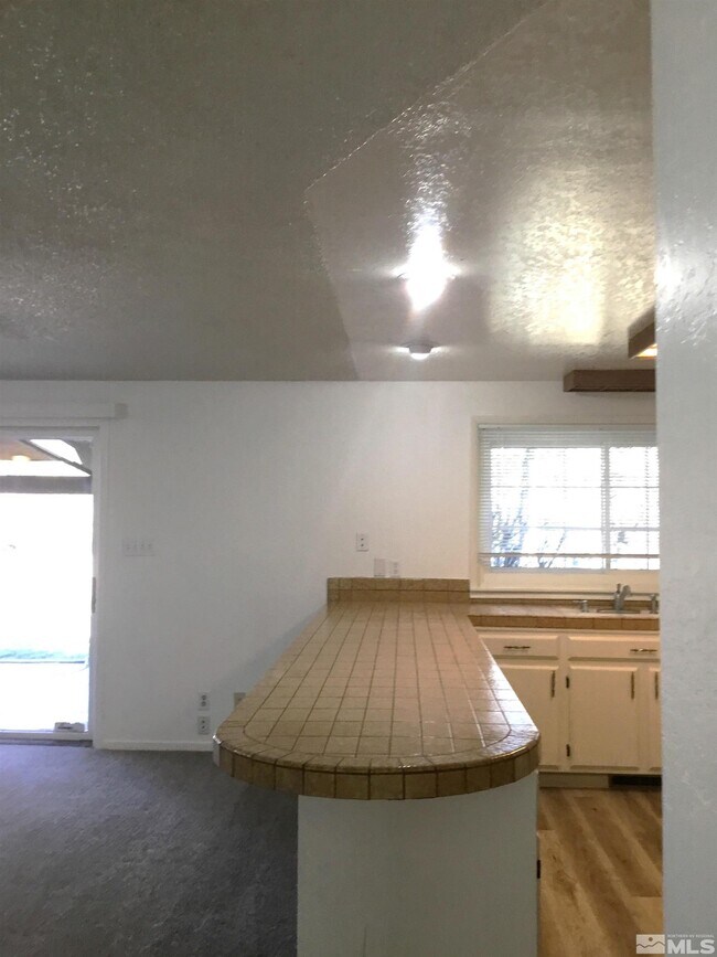 Building Photo - 1760 Hunter Lake Dr