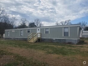 Building Photo - 905 Bernard Ln
