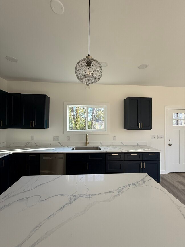 Cocina - 631 Morreene Rd