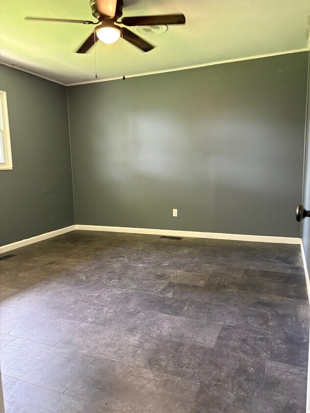 Foto del edificio - 4845 Cullen Ave