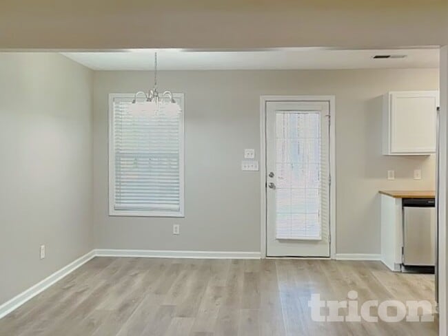 Building Photo - 1009 Butterfly Cove Way