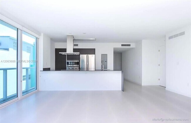 Foto del edificio - 9821 E Bay Harbor Dr
