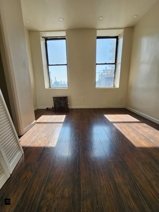 Foto del edificio - 125 Madison St