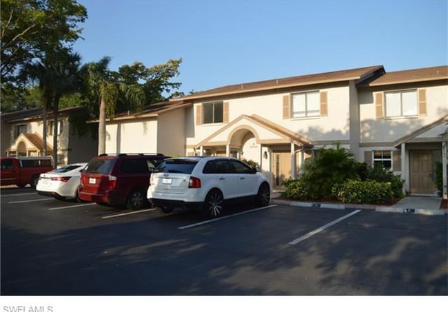 Building Photo - 26560 Southern Pines Dr