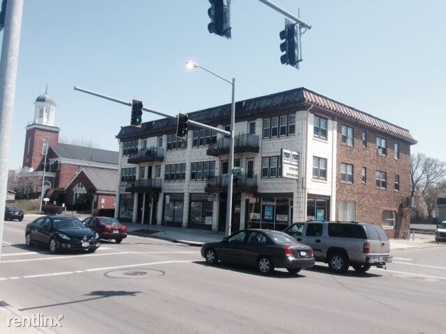Building Photo - 1387 W Sylvania Ave
