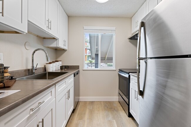 Building Photo - Haven