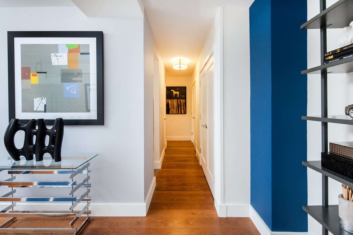 Foto principal - Shorecrest Towers