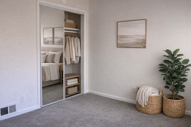 Foto del edificio - 5062 Rhode Island Dr