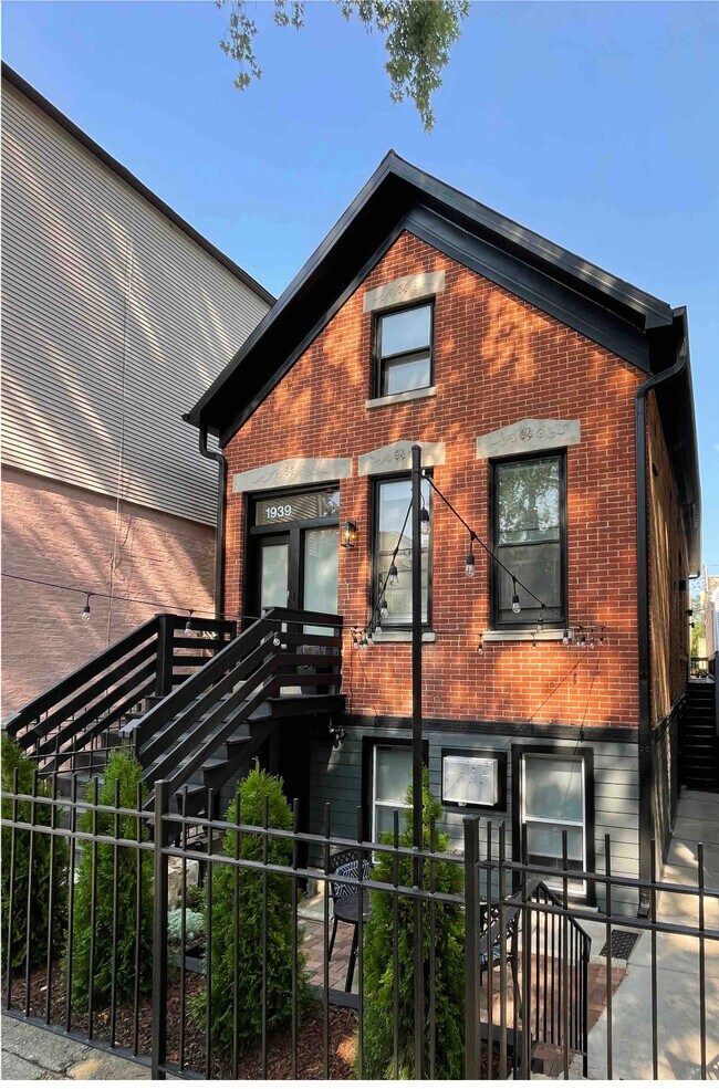 Foto del edificio - 1939 N Honore St