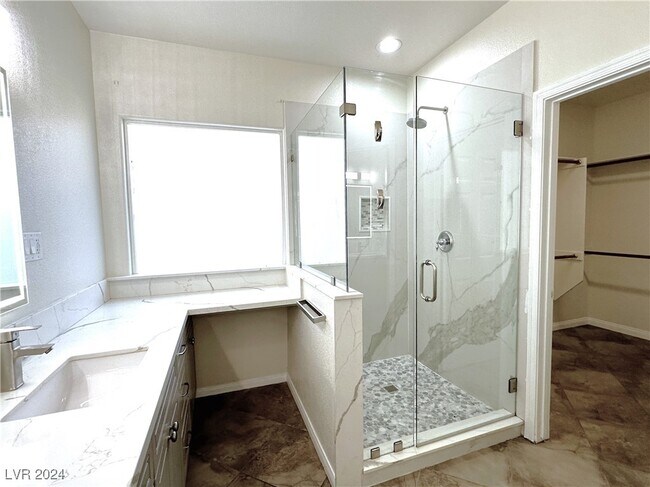 Building Photo - 2763 Lochleven Way