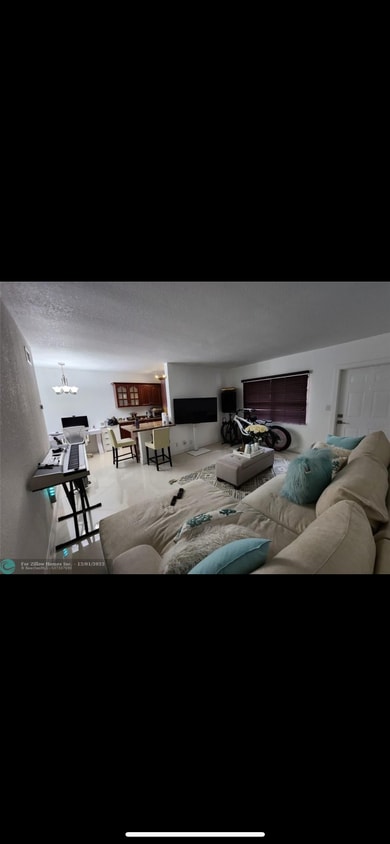 Primary Photo - 2600 S Ocean Dr
