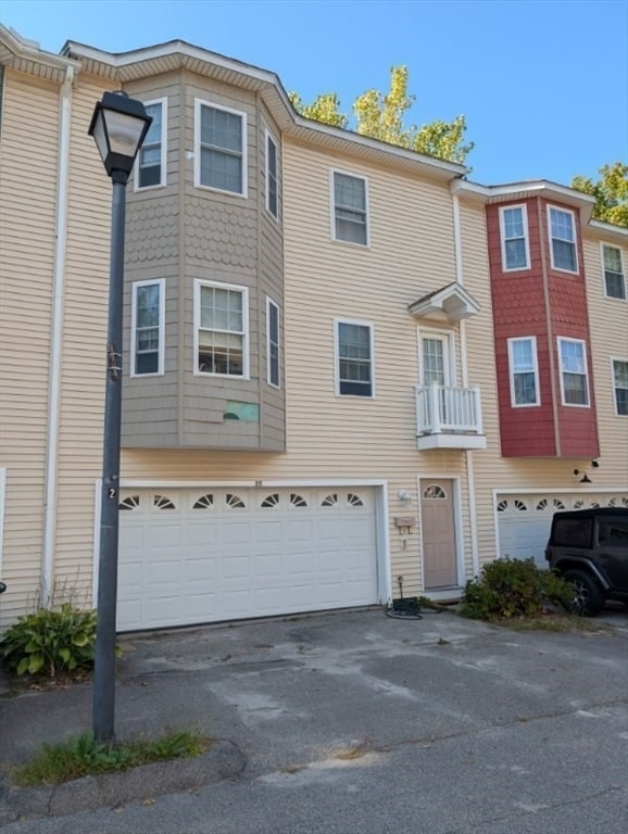 Building Photo - 10 Beverly Cove