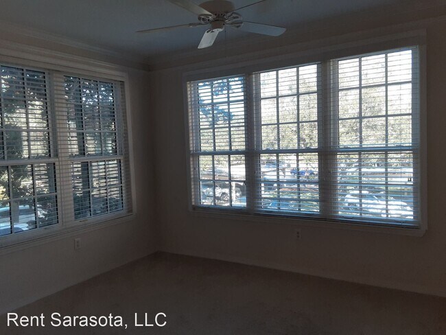 Building Photo - 4130 Central Sarasota Pkwy