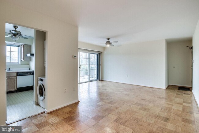 Foto del edificio - 5603 Franconia Rd
