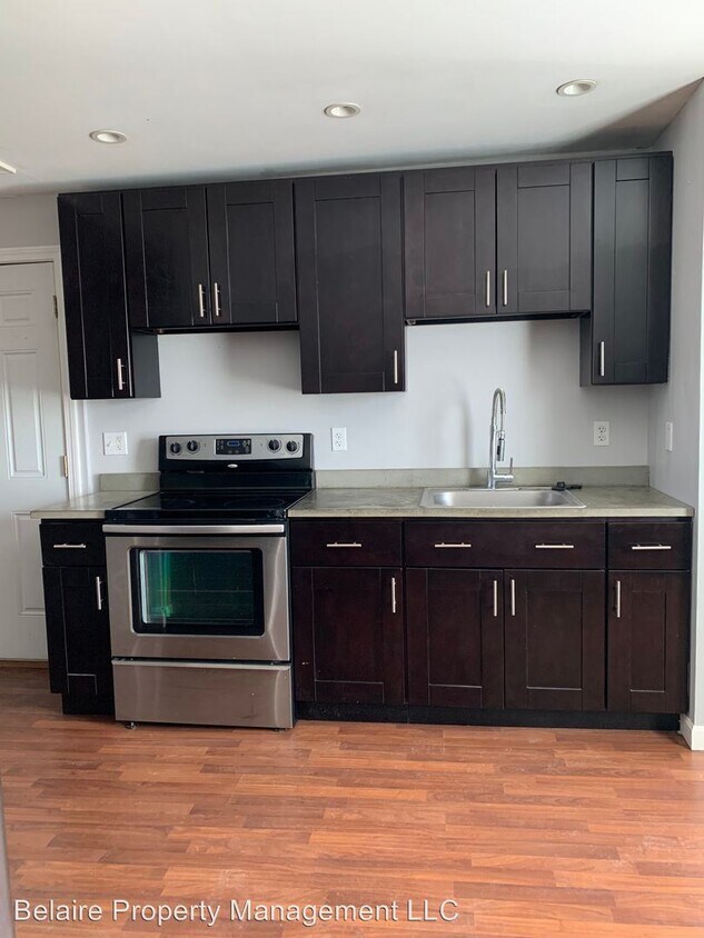 Foto principal - 103 Laurel St
