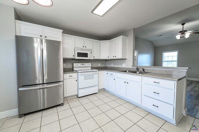 Foto del edificio - 307 Nile Ln