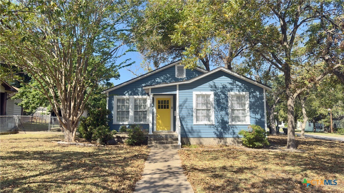 Foto principal - 820 N 5th St