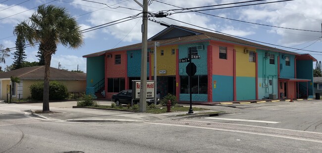 Shared rooms $150+/week Private rm $300+/wk - 1921 Avenue D