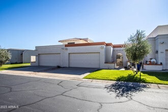 Building Photo - 7631 E Sandalwood Dr