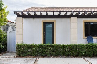 Building Photo - 4538 SW 1st St