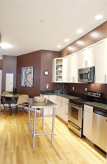 Foto del edificio - 1320 Park Rd NW