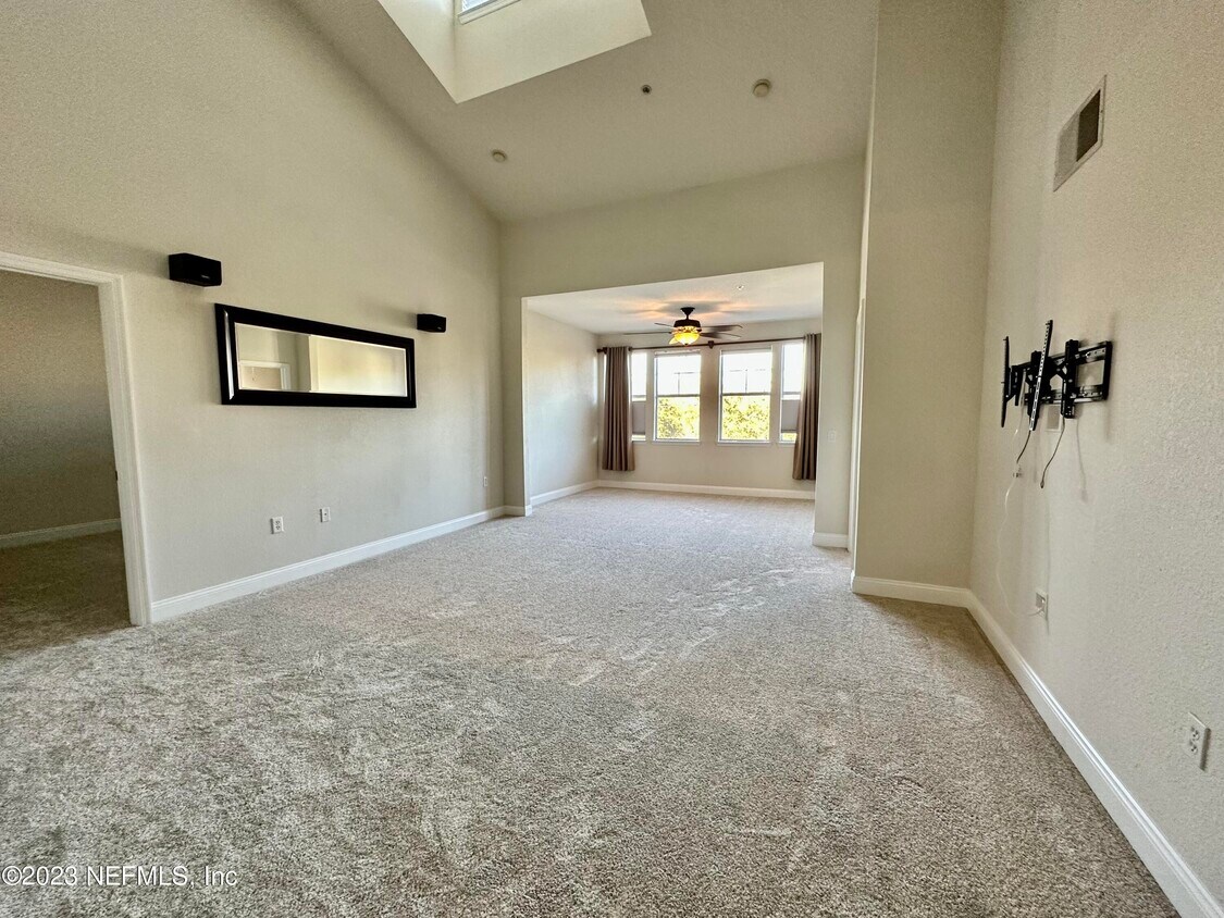 8550 Touchton Rd Unit 1733, Jacksonville, FL 32246 Condo for Rent in