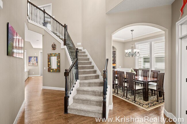 Foto del edificio - Spectacular 5 BD* 4BA* Single Family Home ...